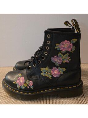 DR MARTENS 1460 VONDA II FLORAL EMBROIDERED BLACK LEATHER COMBAT BOOTS W 6 37